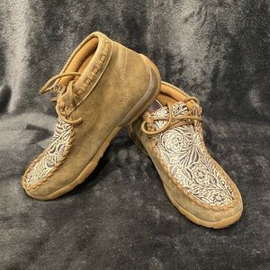 Women’s Twisted X Chukka Boots